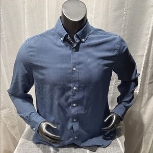 International report quality classic 4 way stretch  Men's Blue Button-Down Shirt